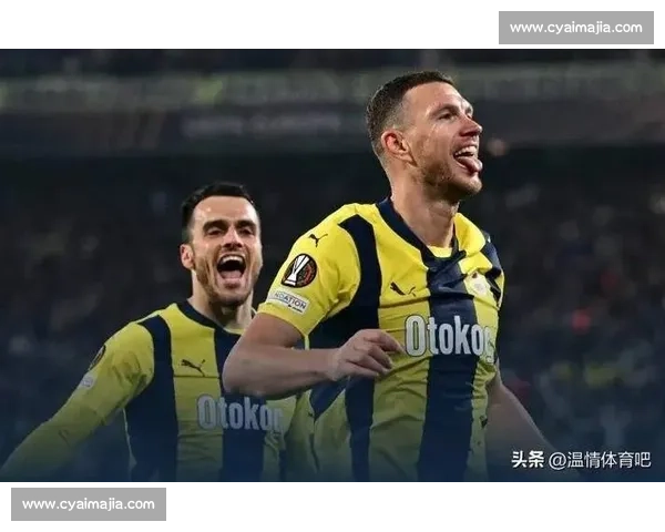 罗马诺确认!杜兰租借费内巴切交易达成,即将亮相伊斯坦布尔 罗马诺确认!杜兰租借费内巴切交易达成,即将亮相伊斯坦布尔